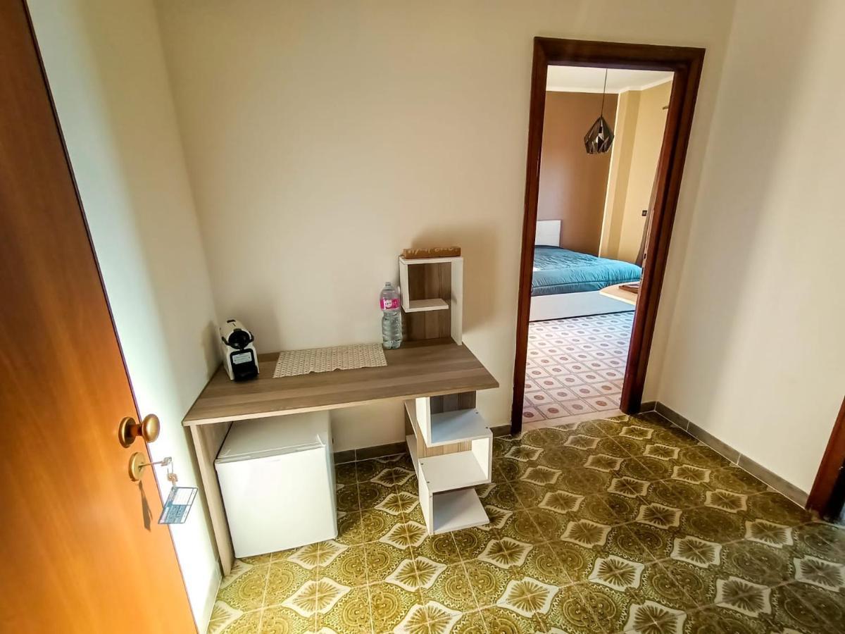 Bed and Breakfast Malu House Фьюмичино Экстерьер фото
