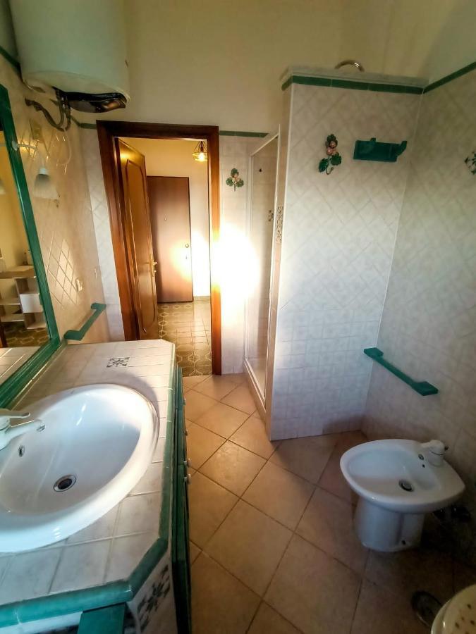 Bed and Breakfast Malu House Фьюмичино Экстерьер фото